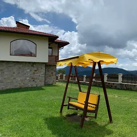 Villa чала