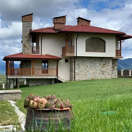 Villa чала *